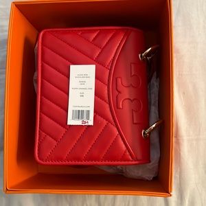 Small tory burch leather shoulder bag